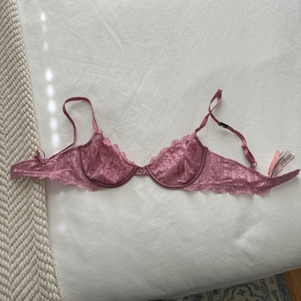Victoria's Secret Purple Lace Underwired Bra
